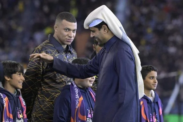 «الهداف»يكشف قرارات باريس سان جيرمان الصادمة ضد الأسطورة كيليان مبابي