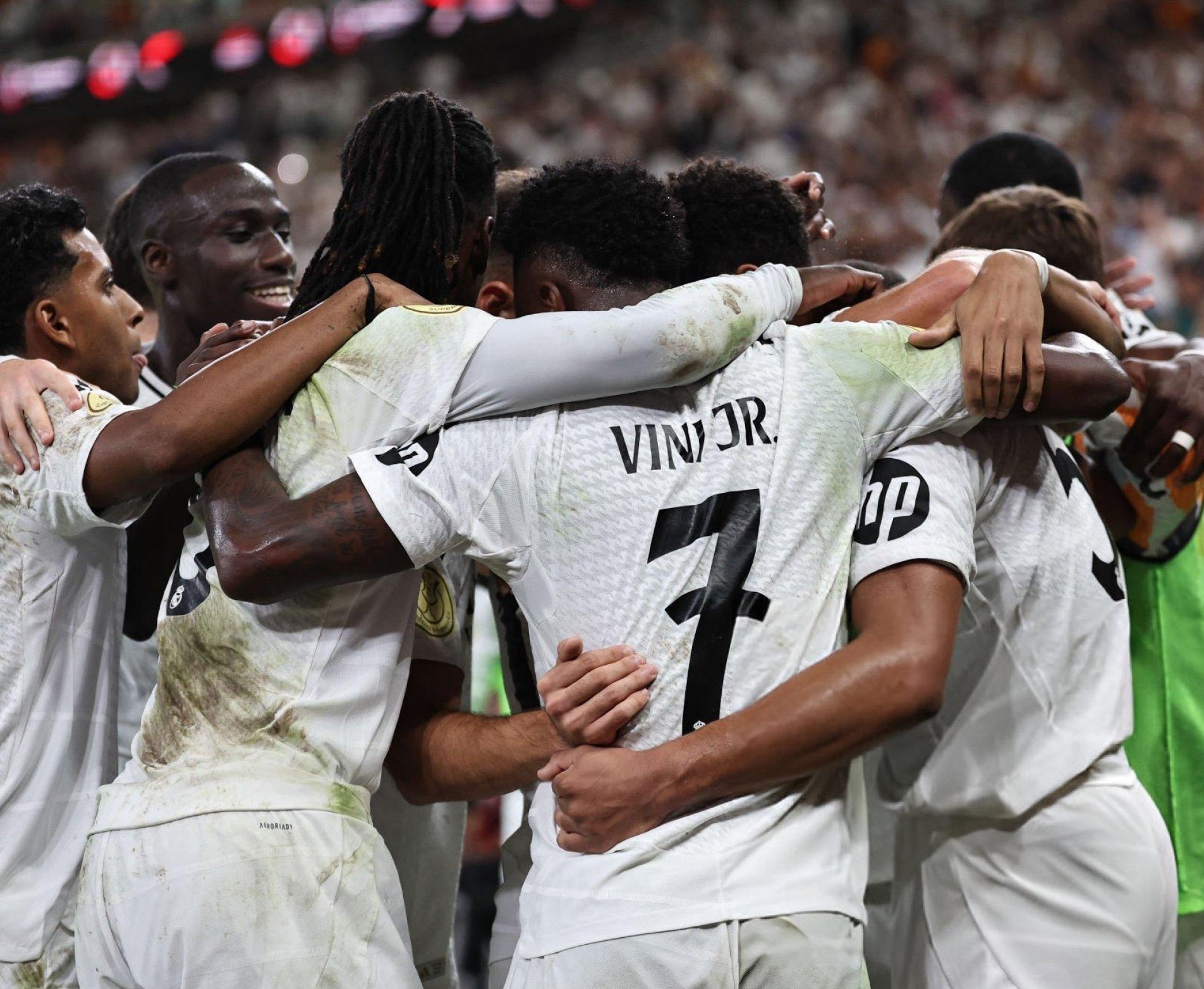 بطلب ألونسو.. ريال مدريد يتحرك لحسم صفقة الموسم من البوندسليجا