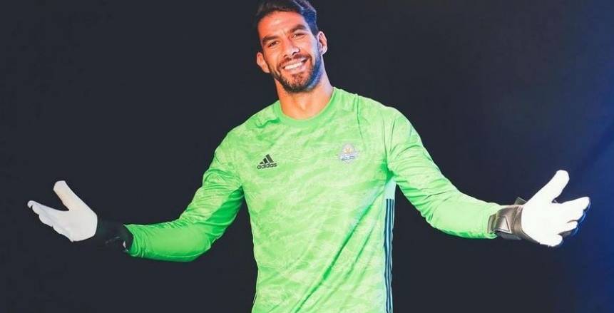 سيف زاهر: شريف إكرامي طلع أحمد بلال «على المسرح»