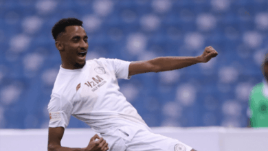 رغم اتفاق الهلال والشباب.. صفقة متعب الحربي تعود لنقطة الصفر