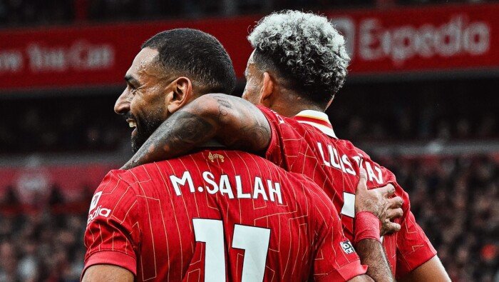 مانشستر يونايتد ضد ليفربول.. محمد صلاح يصنع ودياز يسجل هدف الريدز الأول|شاهد