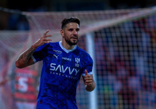 مباراة الهلال والخلود بث المباشر .. اعرف القنوات الناقلة