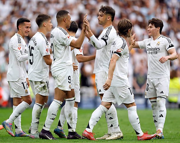 هجوم شامل من ريال مدريد لخطف الصفقة الذهبية