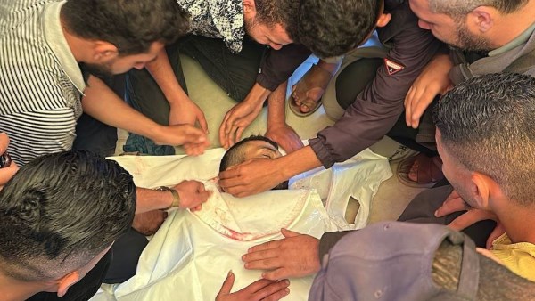 80 شهيدًا و304 مصابين بغارات وحشية.. ورعب إسرائيلي من السكن بغلاف غزة