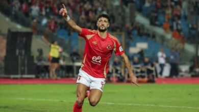 إعلامي غضب عارم في الأهلي وخصم 10% من عقد وسام أبوعلي