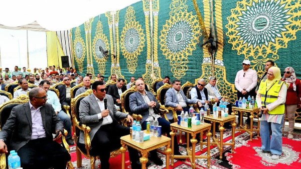 الإسكان تتابع سير العمل بمنظومتي مياه الشرب والصرف الصحي ببني سويف