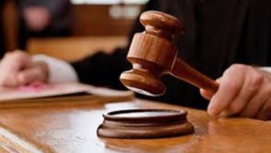 التحقيق مع متهم بالتعدي بالسب وضرب شخص بكفر الشيخ