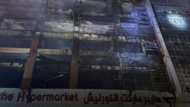 العراق .. ارتفاع ضحايا حريق المول التجاري إلى 77 قتيلا