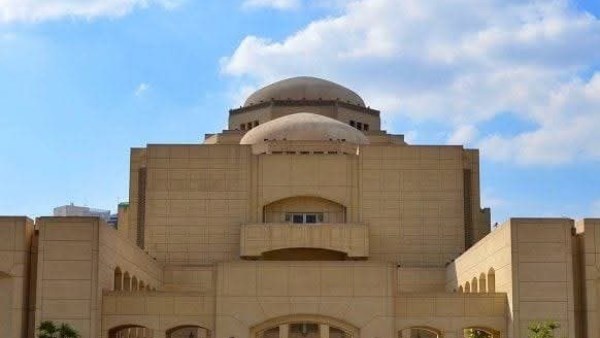 القصة الكاملة لعودة محمد الحلو إلى دار الأوبرا بعد جلسة صلح قادها وزير الثقافة