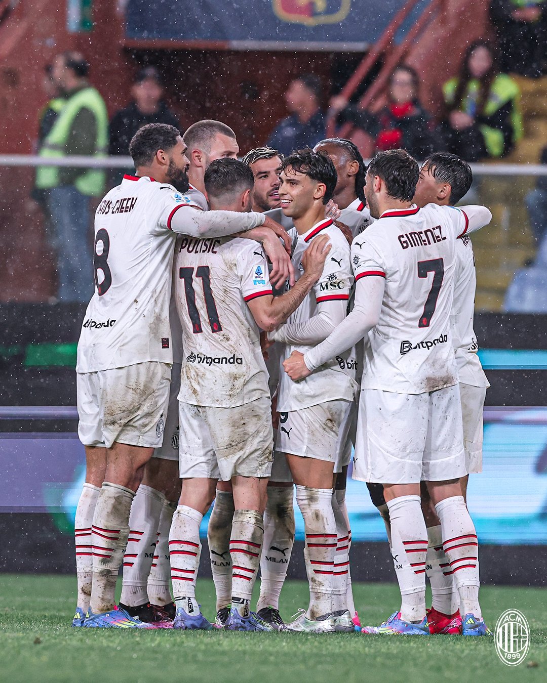 بـ85 مليون يورو.. ميلان يحدد سعر بيع نجمه إلى برشلونة