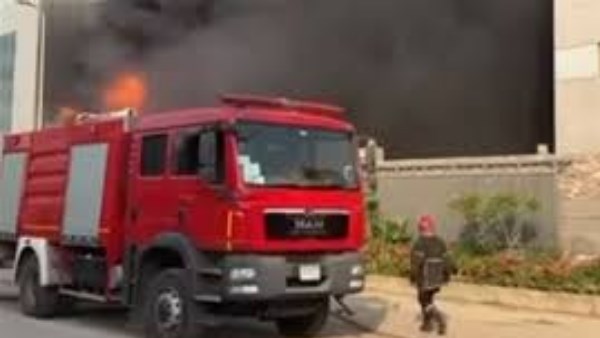 حريق يلتهم غرفة نوم شقة بالمراغة في سوهاج