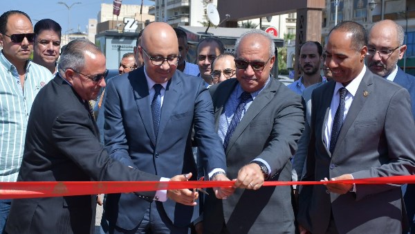 خلال افتتاح معرض الكتاب محافظ بورسعيد يُلغي الفقرات الفنية حدادًا على وفاة الدكتور ميمي عبد الرازق