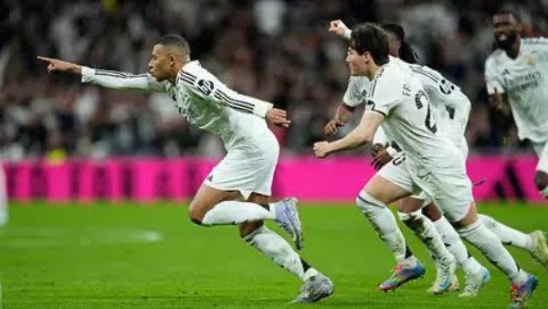 ريال مدريد يتقدم بثنائية نظيفة على دورتموند في الشوط الأول من قمة مونديال الأندية