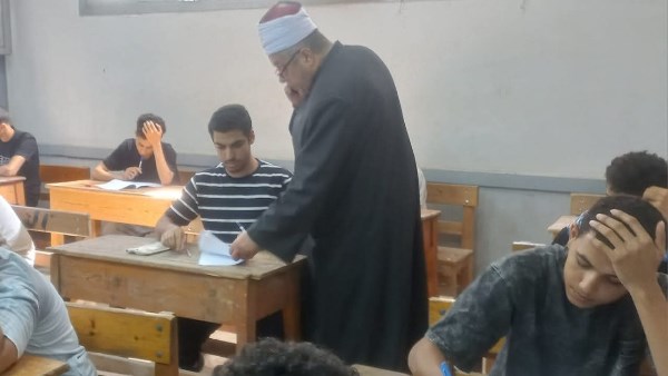 غرفة عمليات امتحانات الثانوية الأزهرية: لا شكاوى من البلاغة