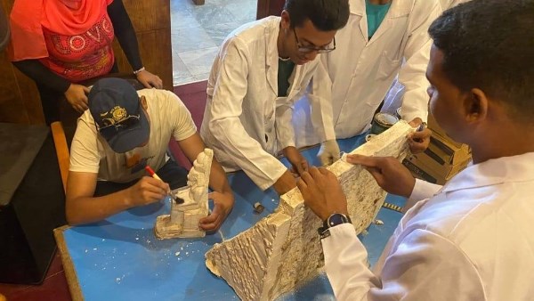 قوالب الصب محاضرة بـ متحف التحنيط