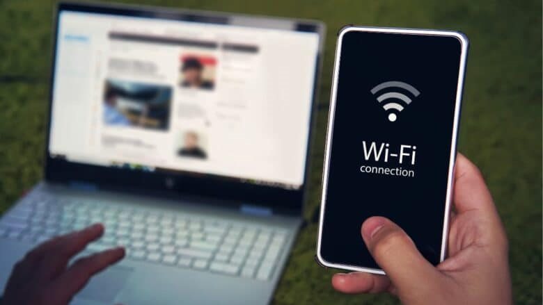 ما حكم استخدام إنترنت العمل في أمور شخصية؟.. أمين الفتوى يجيب