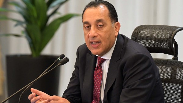 مدبولي يترأس اجتماع الحكومة بالعلمين الجديدة