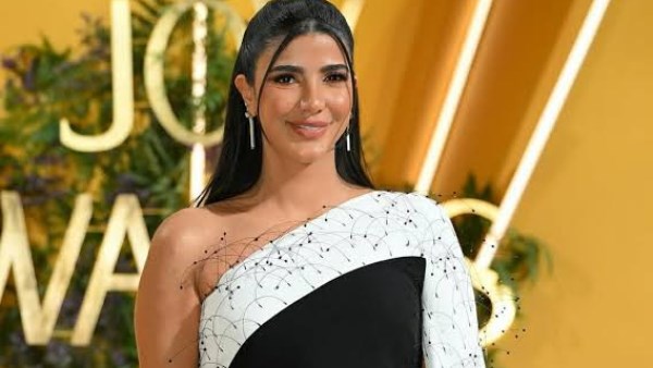 ملابس البحر.. ريم سامي تستعرض رشاقتها