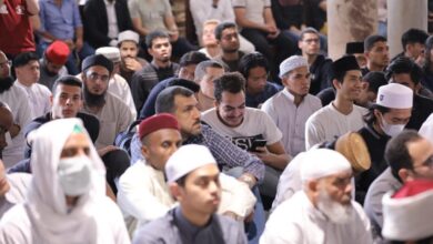 هل الذكر والصلاة على النبي أثناء الخطبة من الكلام المنهي عنه؟..رأي الشرع