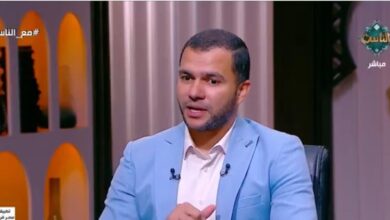هل يجوز إخراج الزكاة للأخ أو الأخت؟.. أستاذ بجامعة الأزهر يكشف