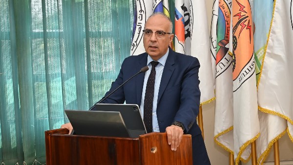 وزير الري يُطلق ورشة عمل لتحديث "كود الري والصرف" ليواكب المتغيرات المائية