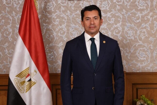 وزير الرياضة يرحب باستضافة مصر بطولة العالم للناشئين للإسكواش