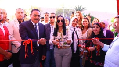 وزيرة التضامن تفتتح معرض "ديارنا للحرف اليدوية والتراثية" بالساحل الشمالي